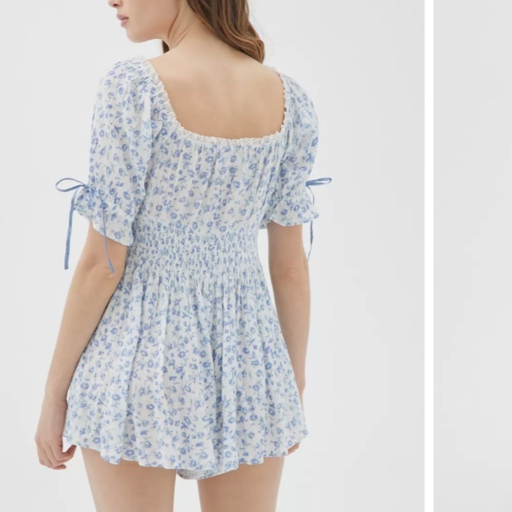 Urban Outfitters Laura Floral Ruffle Romper - Picture 5 of 8